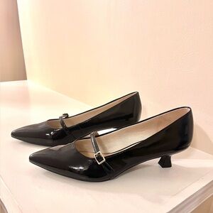 LifeStride Madelyn Women's Mary
Jane Kitten Heels